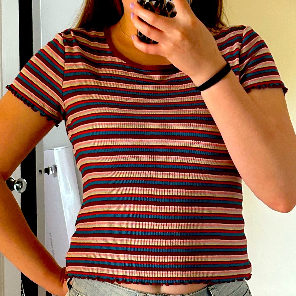 Stretchy, tight fitting crop top